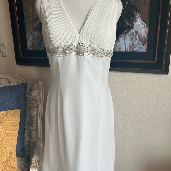 Sean Couture White Beaded Dress Size 10 - Picture 2 of 8